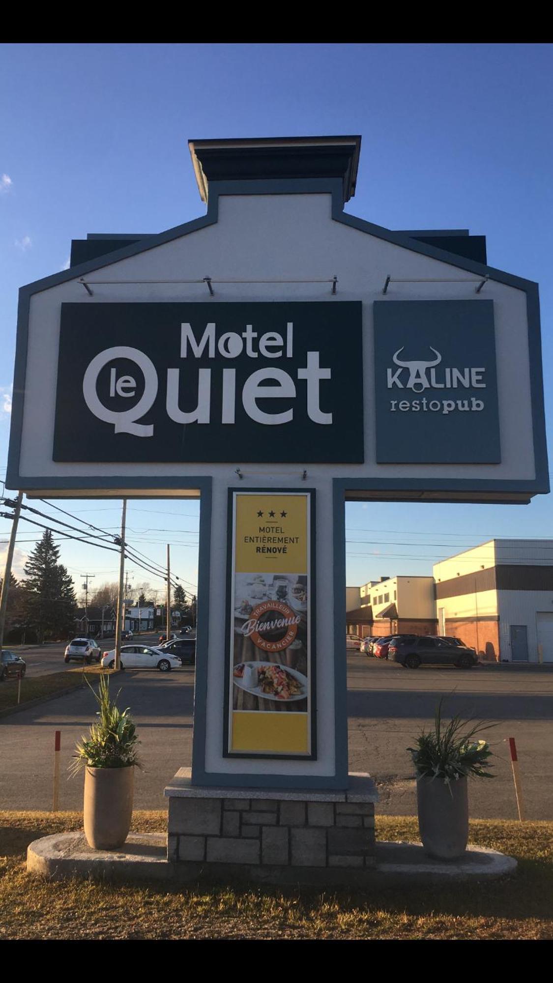 Hotel Motel Le Quiet Lac-Mégantic Zewnętrze zdjęcie
